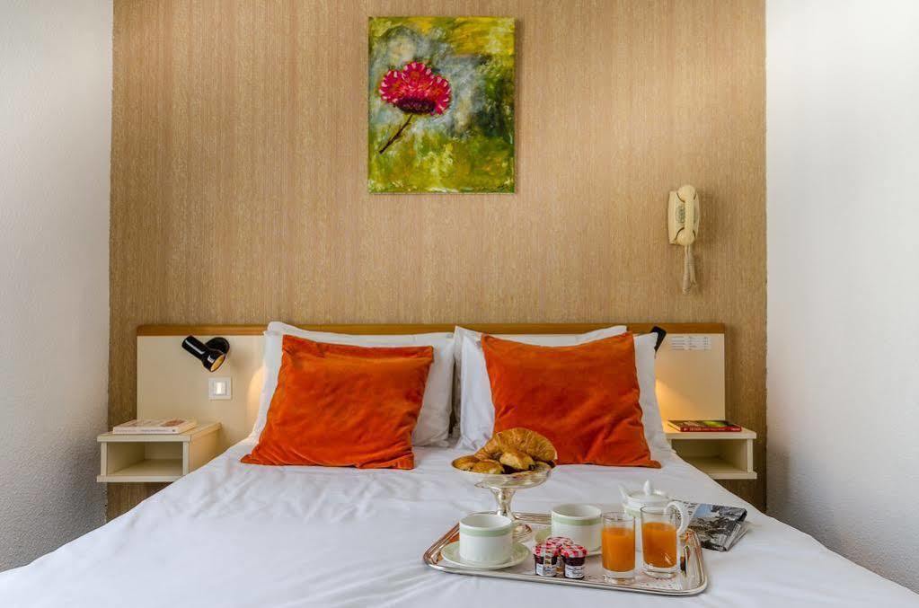 Hotel Aneto Лурд Экстерьер фото