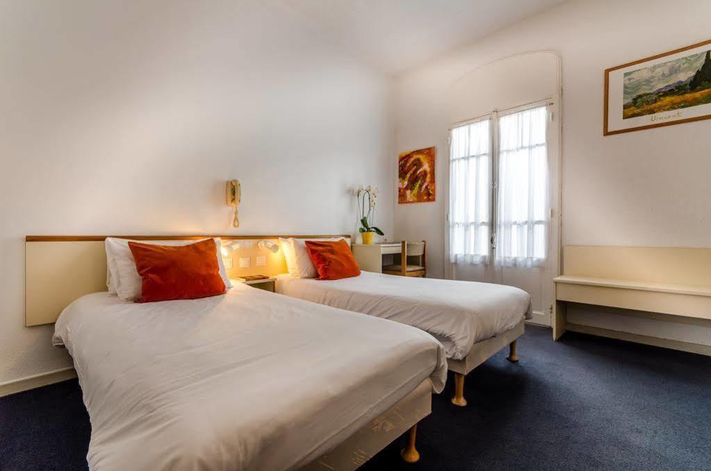 Hotel Aneto Лурд Экстерьер фото